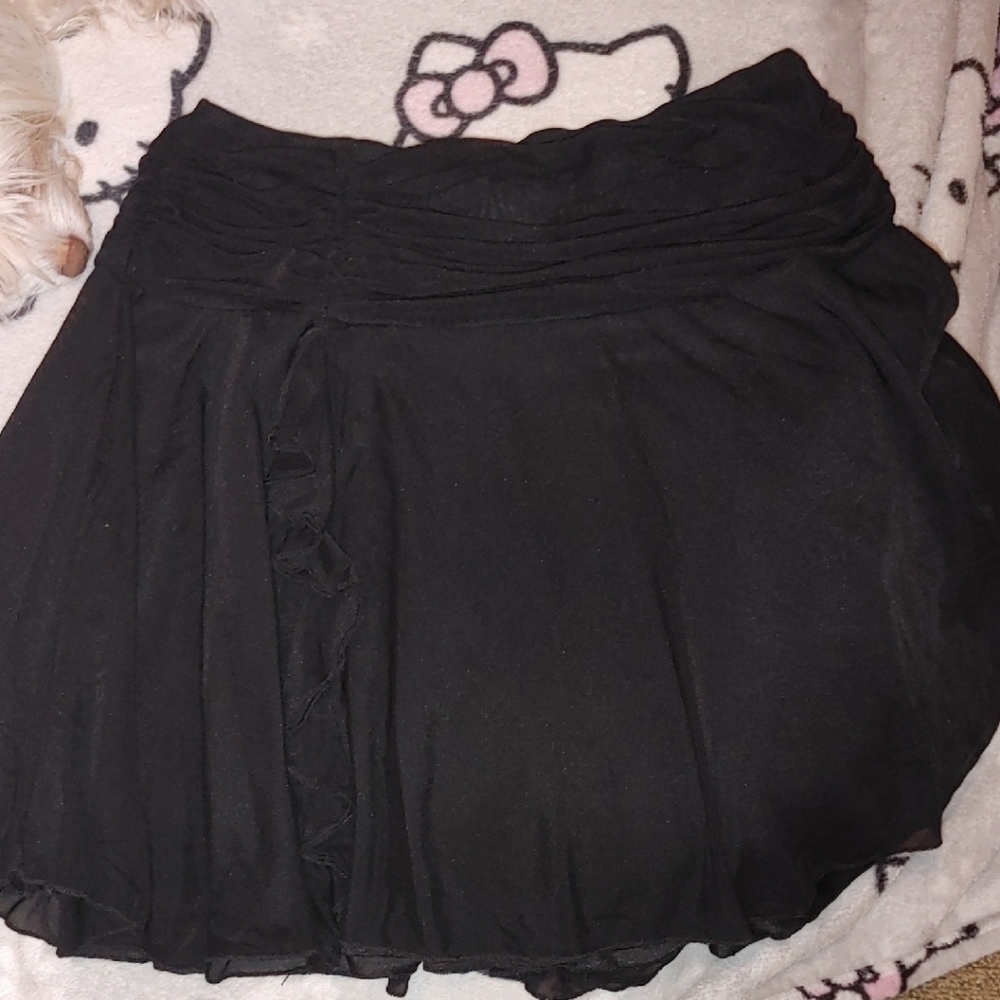 Elegant Black Women's Skirt - Picture 1 of 5